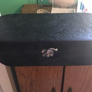 Younique presenter box